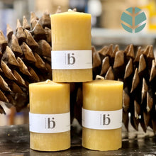 Ladda upp bild till gallerivisning, Bistad - Danskt bivax blockljus - ø7,5cm / 170g - 1 stk Bistad