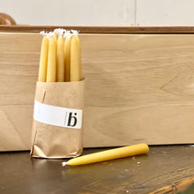 Ladda upp bild till gallerivisning, Bistad Julgransljus av bivax, handdoppade - 20 st. Bistad