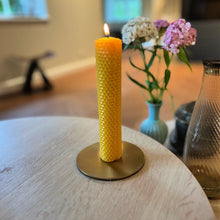 Ladda upp bild till gallerivisning, Bistad - Rulla egna bivaxljus - bordljus, 5 ark Bistad