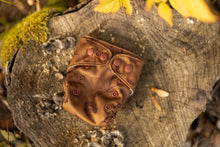 Ladda upp bild till gallerivisning, Elskbar Tygblöja Nyfödd - Chestnut Elskbar