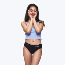 Ladda upp bild till gallerivisning, WUKA Menstrosor Teen Stretch Seamless - Heavy flow - Svart WUKA