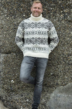 Ladda upp bild till gallerivisning, NORWOOL 100% ren ny ull polotröja - Original Icelandic Apparel & Accessories Charm M