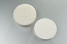 Ladda upp bild till gallerivisning, GreenGenius Naturlig Cellulosasvamp - för ansiktet - Vit/Rund GreenGenius