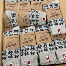 Ladda upp bild till gallerivisning, Wool Wear ullsockor 80% - Dansk flagga / svart design - 1par Apparel & Accessories Charm 35-38