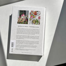 Ladda upp bild till gallerivisning, Anette Harbech Olesen - Gaven til maven Anette Harbech Olesen