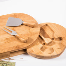Ladda upp bild till gallerivisning, Suztain - Ostbricka med knivar - Ekologisk bambu Suztain
