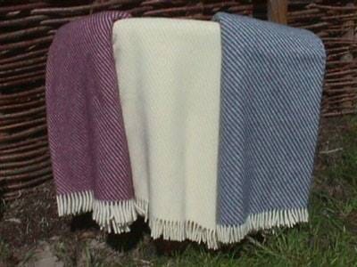 Læsø Garnspinderi Ullpläd - 140x240cm / blå diagonal Læsø Garnspinderi 