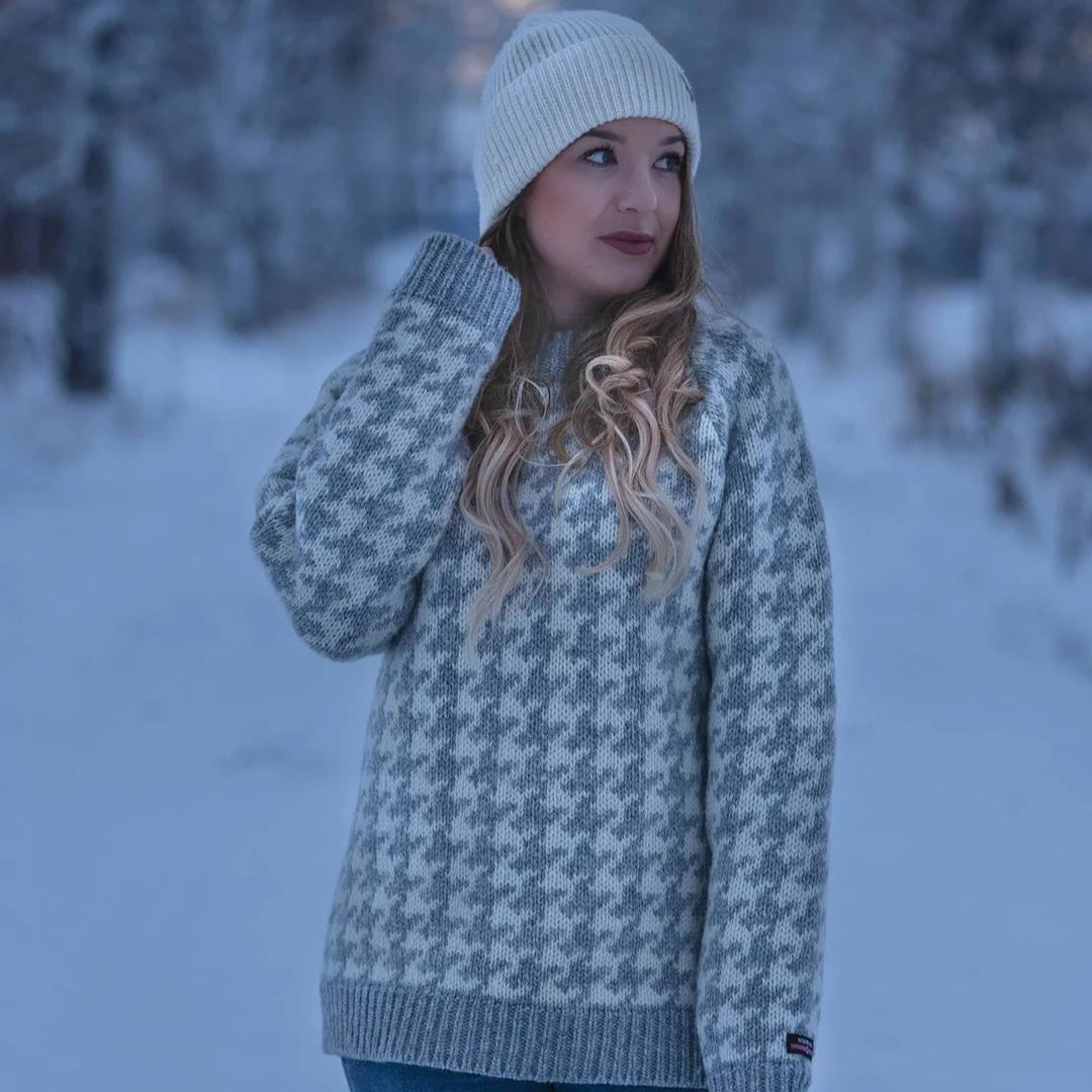 NORWOOL 100% ren ny ull tröja - Icelandic med rund hals Apparel & Accessories Charm 