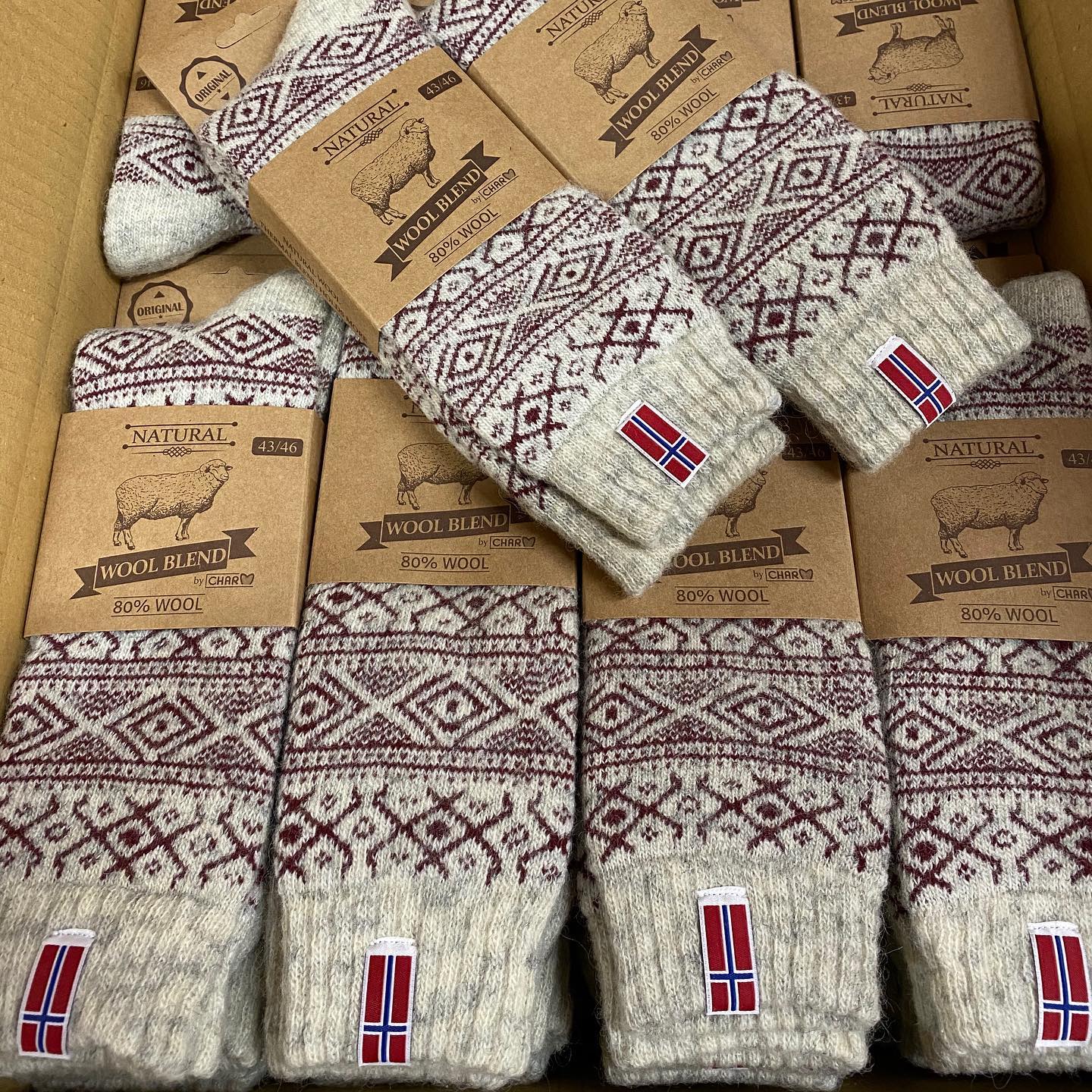 Wool Wear ullsockor 80% - Norska flagga / bordeaux design - 1par Apparel & Accessories Charm 35-38 